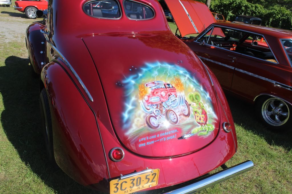 Beautiful paint jobs make things more beautiful