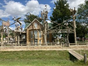 Garden of Eden in Lucas, Kansas 3