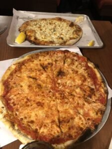 Lori's Modern Apizza picture 1