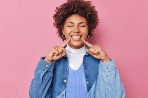 Women smiling FREEPIK